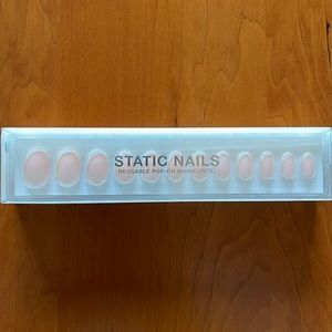 New Static Nails Reusable Pop-on Modern French Manicure Classic